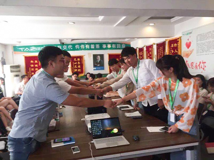 塔孜丨第一屆辯論賽——唇槍舌戰(zhàn)，言思角逐，巔峰對(duì)決！